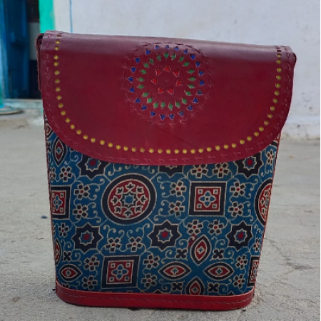 HAND EMBROIDERED LEATHER HUT BAG