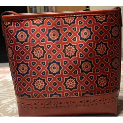 HAND MADE LEATHER SLING BAG