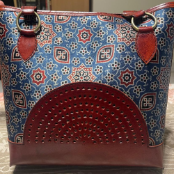 HAND MADE LEATHER SLING BAG (BIG)