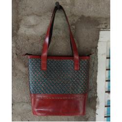 HAND MADE LEATHER SLING BAG (BIG)