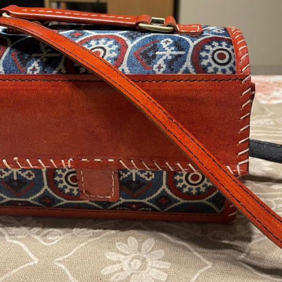HAND EMBROIDERED LEATHER HUT BAG